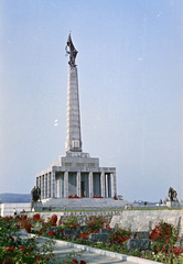 Slovakia, Bratislava, Slavín-emlékmű., 1960, Közösségi Szociális Szövetkezet, colorful, Fortepan #256570