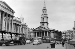 Egyesült Királyság, London, Trafalgar Square, balra a National Gallery, szemben a St Martin-in-the-Fields látható., 1965, Ladinek Viktor, autószállító, emeletes autóbusz, Fortepan #257330