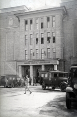 Hungary, Szombathely, Károlyi Gáspár tér, a Magyar Királyi Állami Faludi Ferenc Gimnázium épülete, melyben ekkor hadikórház működött., 1942, Reményi József, Fortepan #257899