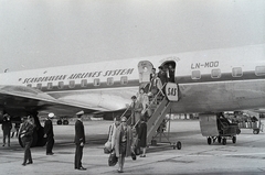 1965, Reményi József, Douglas DC-7, SAS légitársaság, reptéri lépcső, repülőgép, Douglas-márka, repülőtér, Fortepan #258457