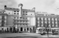 Lettország, Jūrmala, Kemeri Szanatórium (eredetileg Hotel "Ķemeri")., 1965, Reményi József, autóbusz, szálloda, egészségügy, Fortepan #258489