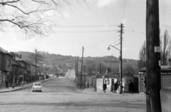 Hungary, Budapest XII., Rácz Aladár út a mai Márton Áron térnél, balra fent a Széchenyi-hegyi TV torony. Jobbra a Farkasréti temető., 1964, Reményi József, Budapest, public toilet, Fortepan #258529