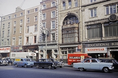 jobbra a Westmoreland Street 30-34., a CCT College Dublin épülete., 1964, UWM Libraries, Fortepan #258913