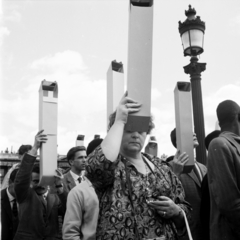 Franciaország, Párizs, Avenue des Champs-Élysées. Franciaország nemzeti ünnepe, július 14. ("Bastille-nap")., 1958, UWM Libraries, Best of, periszkóp, képarány: négyzetes, Fortepan #259215