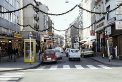 Németország, Köln, balra az Apostelnstrasse, szemben az Ehrenstrasse, jobbra az Albertusstrasse., 1972, UWM Libraries, Harrison Forman, gyalogátkelő, Fortepan #259409