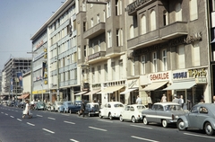 Germany, Berlin, Nyugat-Berlin, Tauentzienstrasse a Nürnberger Strasse kereszteződése felé nézve., 1961, UWM Libraries, neon sign, street view, West Berlin, bicycle, Volkswagen Beetle, Fortepan #259428