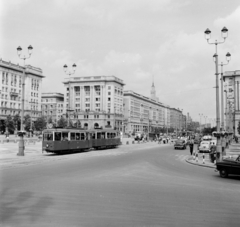 Lengyelország, Varsó, ulica Marszalkowska az Alkotmány tér (Plac Konstytucji)-ról az ulica Wilcza felé nézve., 1959, UWM Libraries, Clarence Woodrow Sorensen, villamos, viszonylatszám, Fortepan #260084