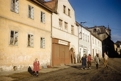 Csehország, Toužim, náměstí Jiřího z Poděbrad az ulica.Petra Bezruče felé., 1960, UWM Libraries, Harrison Forman, színes, Fortepan #260193