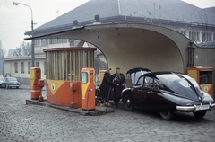 Czech Republik, Prague, Klárov ulice 51., a Benzina üzemanyag forgalmazó cég egyik benzinkútja., 1960, UWM Libraries, Best of, colorful, Czechoslovakia, gas station, Fortepan #260236