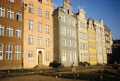 Poland, Gdańsk, ulica Służebna - ulica Ogarna közötii házsor., 1960, UWM Libraries, street view, colorful, Fortepan #260258