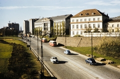 Poland, Warsaw, aleja Solidarności (gen. Karola Świerczewskiego) az ulica Miodowa felől nézve, jobbra a kapucinus kolostor., 1960, UWM Libraries, colorful, street view, Fortepan #260277