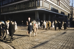 Poland, Warsaw, Aleje Jerozolimskie, balra az ulica Krucza , a sarkon a csupaüveg portálos Központi Áruház (Centralny Dom Towarowy / CDT)., 1960, UWM Libraries, colorful, crosswalk, Fortepan #260316