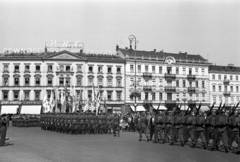 Lengyelország, Varsó, plac Marszalka Józefa Pilsudskiego., 1939, UWM Libraries, Harrison Forman, neon felirat, Fortepan #260380