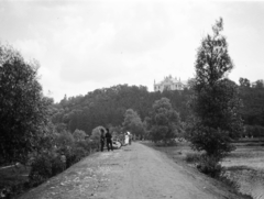 Románia,Erdély, Marosújvár, fenn a dombon a Mikó-Teleki kastély., 1913, UWM Libraries, Frederick Gardner Clapp, csendőr, Fortepan #260468