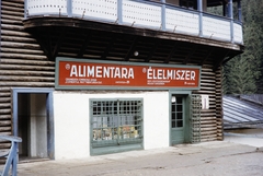 Romania,Transylvania, Lacul Rosu,Hasmas Mountains, Gyilkoisvölgyi telep, Márk villa., 1960, UWM Libraries, bilingual sign, grocery store, colorful, Fortepan #260522