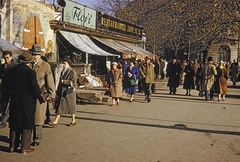 Romania, Bucharest, Egyetem tér (Piata Universităţii) a Bulevardul Carol I (Bulevardul Republicii) felé nézve., 1960, UWM Libraries, colorful, street view, florist, restaurant, Fortepan #260536