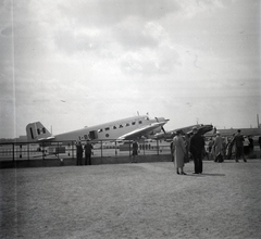 Germany, Berlin, Tempelhof repülőtér., 1936, Lőrincze Judit, transport, Gerrman brand, airplane, Junkers-brand, airport, insignia, Fortepan #26084