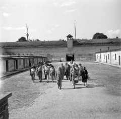 Czech Republik, a felvétel a theresienstadti koncentrációs tábor területén készült., 1961, Faragó György, concentration camp, watch tower, judaism, Czechoslovakia, Fortepan #260931