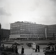 Germany, Berlin, Alexanderplatz, Alexanderhaus., 1936, Lőrincze Judit, ad, modern architecture, Peter Behrens-design, bicycle, Fortepan #26110