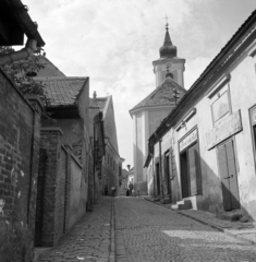 Magyarország, Szentendre, a Görög utca a Fő (Marx) tér felé nézve, szemben a Blagovesztenszka görögkeleti templom., 1969, Faragó György, Fortepan #261155