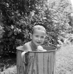 1964, Faragó György, bath, kid, Fortepan #261270