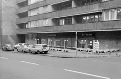 Hungary, Budapest I., Attila út 14., Warszawa étterem., 1975, Faragó György, Budapest, Moskvith 433/434, car park, Volkswagen Beetle, Fortepan #261410