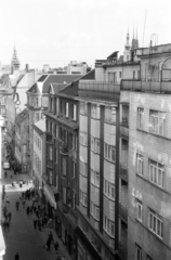 Csehország, Brno, a felvétel a Česká ulice 150. szám alatti hotel egyik szobájának ablakából készült., 1956, Faragó György, bérház, felülnézet, Csehszlovákia, Fortepan #261608