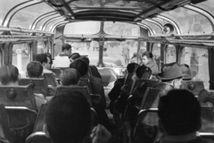 France, Paris, a felvétel a Budapesti Honvéd túráján készült, a jobb oldal világos felültőben Puskás Ferenc, a sofőr mögött Kocsis Sándor., 1955, Faragó György, Best of, panoramic roof, vehicle interior, bus, Fortepan #261825