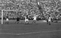 Magyarország, Népstadion, Budapest XIV., 1957. szeptember 22. Magyarország - Szovjetunió 1:2, barátságos válogatott labdarúgó-mérkőzés., 1957, Faragó György, Budapest, labdarúgás, nézőtér, Fortepan #261938