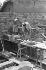 1961, Faragó György, construction, mason, brick, wheelbarrow, Fortepan #262000