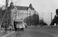 Magyarország, Budapest XI., Móricz Zsigmond körtér, szemben a Karinthy Frigyes út., 1963, Gyulai Gaál Krisztián, Robur-márka, rendszám, Budapest, Fortepan #262074