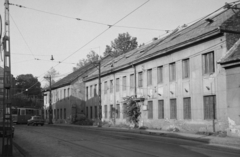 Magyarország, Budapest III., Bécsi út, szemben a villamos a Nagyszombat utcából kanyarodik ki., 1977, Gyulai Gaál Krisztián, Budapest, Fortepan #262099