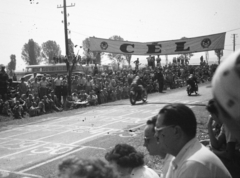 Magyarország,Balaton, Tihany, a Bp. Építők nemzetközi, egyben bajnoki motorversenye 1959. szeptember 6-án., 1959, Gyulai Gaál Krisztián, leselkedő, leleményes, MHSZ, motorverseny, Fortepan #262194