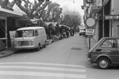 Olaszország, Viareggio, Piazza Cavour, piac., 1976, Gyulai Gaál Krisztián, Fiat 238, Fortepan #262202