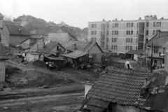 Magyarország, Salgótarján, Pécskő út, a pécskődombi (kopaszdombi) cigánytelep., 1976, Gyulai Gaál Krisztián, lakótelep, szegénység, Fortepan #262561