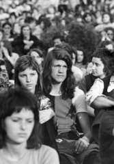 Magyarország, Tabán, Budapest I., Hegyalja út - Sánc utca - Orom utca határolta terület, a május 1-i Mini-Syrius-LGT koncert közönsége., 1973, Gyulai Gaál Krisztián, Budapest, Fortepan #262596