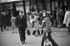 1975, Gyulai Gaál Krisztián, street view, striped dress, poncho, Fortepan #262712