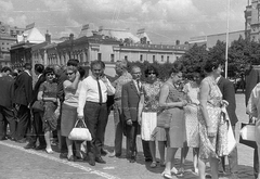 Russia, Moscow, Vörös tér, sorban állók a Lenin mauzóleumhoz., 1969, Pohl Pálma, Soviet Union, standing in line, Fortepan #26334