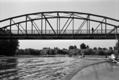 Magyarország, Győr, a Rábca folyó a Pinnyédi hídnál, 1938, Nagy István, Nagy József, Best of, rácsos tartó, híd, sziluett, Fortepan #264261