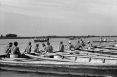 Magyarország, Győr, a Hitlerjugend westfáliai tengerészalakulatának hajóraja a Dunán. A felvétel 1939. augusztus 20-án készült., 1939, Nagy István, Nagy József, evezés, Fortepan #264343