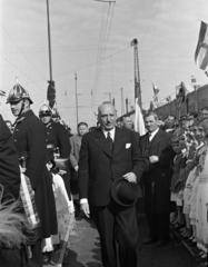 Hungary, Hegyeshalom, vasútállomás, Wilhelm Miklas osztrák szövetségi elnök és feleségének díszes fogadtatása Budapestre történő utazásuk alkalmával., 1941, Nagy István, Fortepan #264566