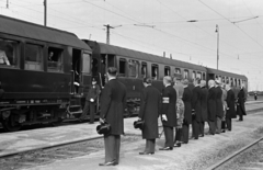 Hungary, Hegyeshalom, vasútállomás, Wilhelm Miklas osztrák szövetségi elnök és feleségének díszes fogadtatása Budapestre történő utazásuk alkalmával., 1941, Nagy István, Fortepan #264568