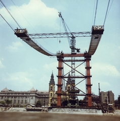 Magyarország, Budapest, az Erzsébet híd építése a Dunáról a pesti hídfő felé nézve., 1963, Bambi, színes, építkezés, látkép, hídépítés, vasszerkezet, Fortepan #26474