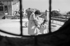 Hungary, untitled, Budapest XII., a felvétel a Gyermekvasút (Úttörővasút) végállomásán készült., 1959, Horváth József, Budapest, drinking fountain, Fortepan #264817