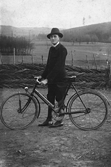 1922, Erky-Nagy Tibor, portrait, bicycle, landscape, man, fence, Fortepan #26488