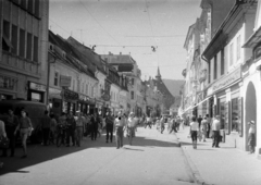 Románia,Erdély, Brassó, Kapu utca (Strada Republicii) a Szent János utca (Strada Sfantul Ioan) felől a Fő tér (ekkor Piața 23 August, ma Tanács tér, Piața Sfatului) felé., 1967, Horváth József, Fortepan #264916