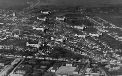 Magyarország, Székesfehérvár, WM - Fokker C.V.D repülőgépek a város felett., 1935, Erky-Nagy Tibor, közlekedés, magyar gyártmány, légi felvétel, repülőgép, MKHL, Fokker-márka, Weiss Manfréd-márka, licenc, Weiss-Manfréd-Fokker C.V, biplán, madártávlat, Fortepan #26493