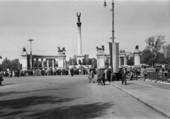 1947, Horváth József, mass, flag, monument, Fortepan #264979