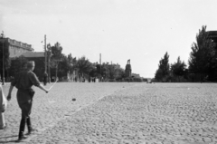 Ukraine, (ekkor Nyikolajev), Szoborna (Lenin) tér a Szoborna (Szovjetszkaja) út felé nézve., 1941, Horváth József, Fortepan #265253