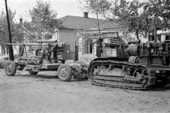 Ukrajna, Pervomajszk, 1941, Horváth József, lánctalp, vontató, légvédelmi ágyú, keleti front, Stalinec S-65, Fortepan #265309